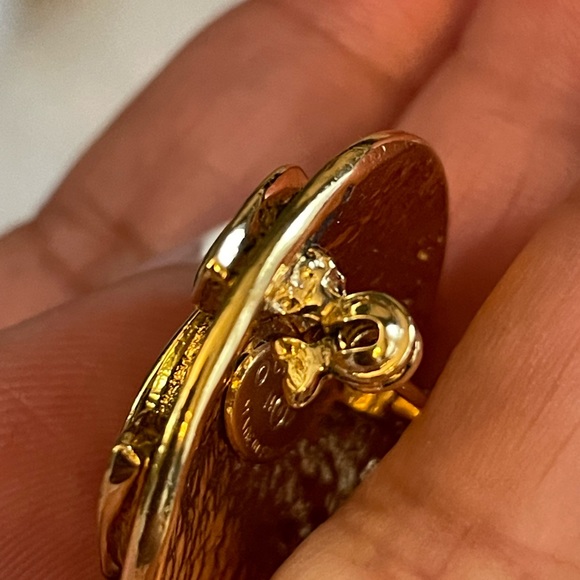 Vintage Chanel Brooch - Picture 9 of 12